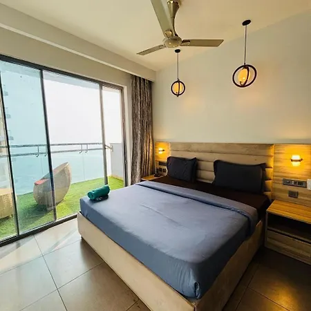 Retreat Hotel